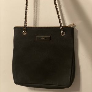 DKNY Purse - Adjustable Chain Crossbody/Shoulder